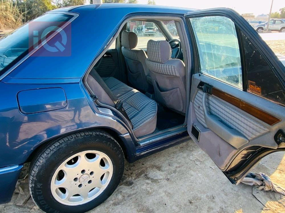 مرسيدس بنز E-Class